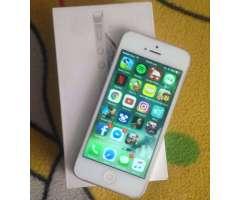 Tengo Un iPhone 5 de 16Gb Blanco Como Nuevo Lo Entrego con Caja Cargador Manuales Y Earpods