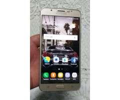 Samsung Galaxy J7 Metal 2017 Dorado HERMOSO Precio Negociable