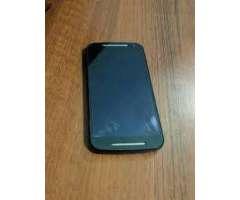 Moto G2 buen estado  cargador