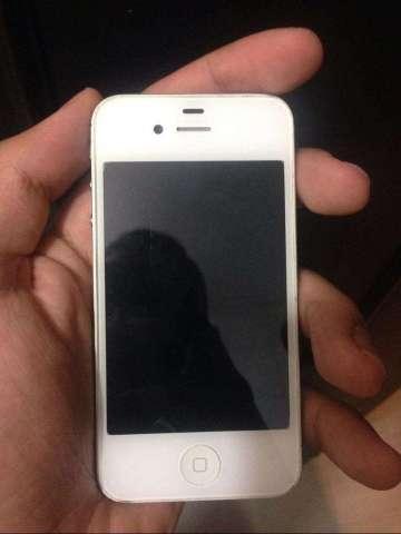 Vendo en Cali iPhone 4S 16Gb Como Nuevo Vendo en Cali iPhone 4S 16Gb Como Nuevo