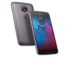 Moto G5s
