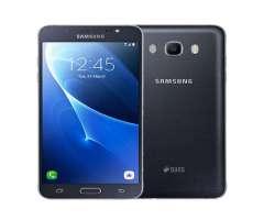 Vendo Samsung Galaxy J7 2016 Usado