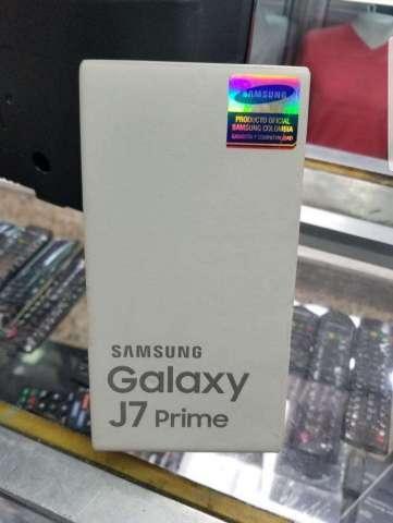 Caja de J7 Prime Como Nueva Caja de J7 Prime Como Nueva
