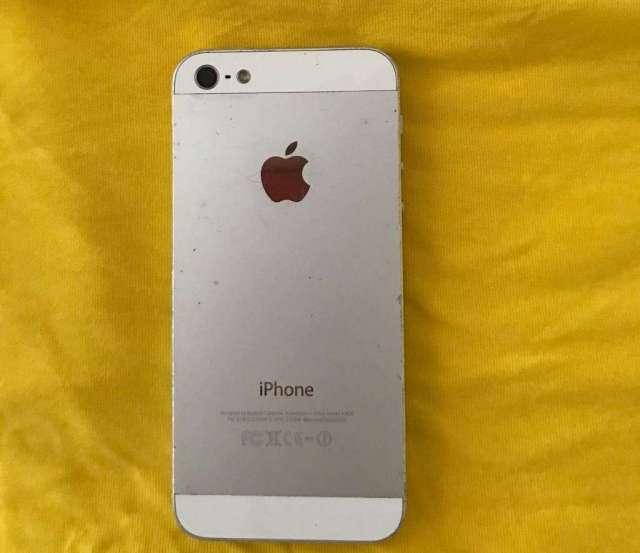 Se Vende iPhone 5 de 16Gb Se Vende iPhone 5 de 16Gb