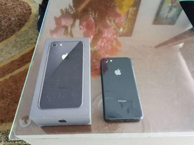 Iphone 8 de 64gb caja y accesorios Iphone 8 de 64gb caja y accesorios